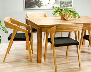 5 Reasons to Consider an Extendable Dining Table for Your Home