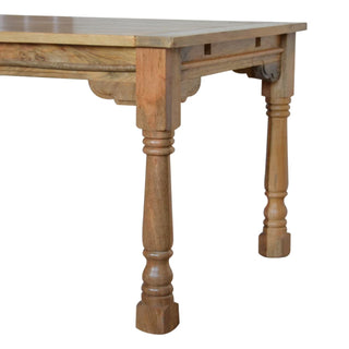 Extendable Turned Leg Dining Table