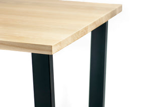 Stallove Table